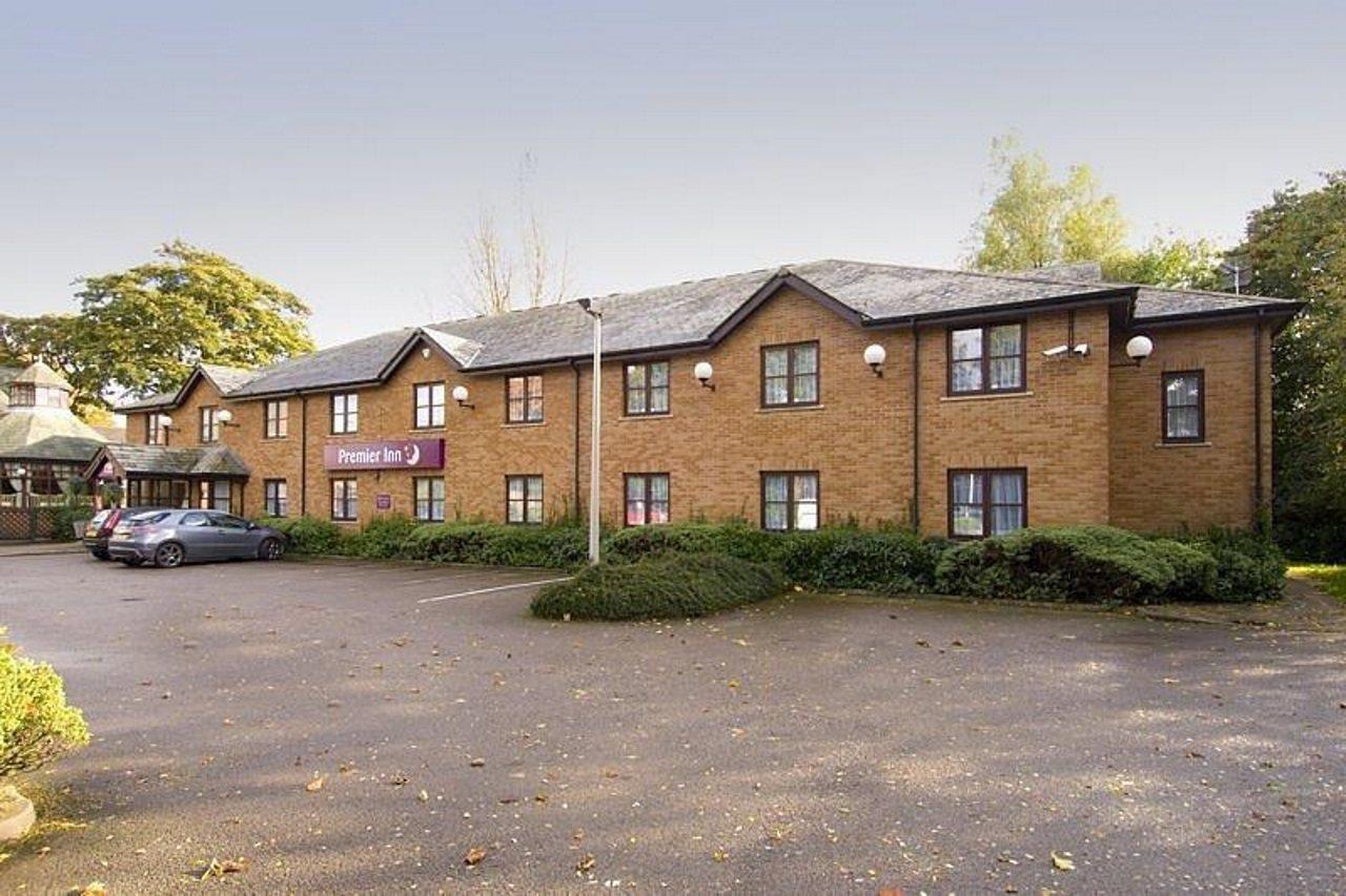 Premier Inn Liverpool Rainhill Exterior photo